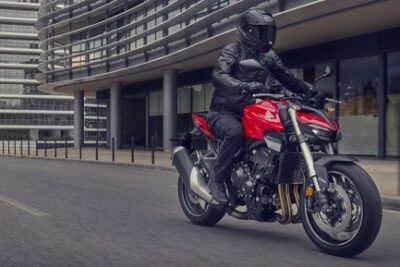 La Honda CB1000 Hornet, la Triumph Speed​​Twin 900, un scooter électrique proposé, la Ducati Scrambler Rizoma et la première moto électrique Royal Enfield