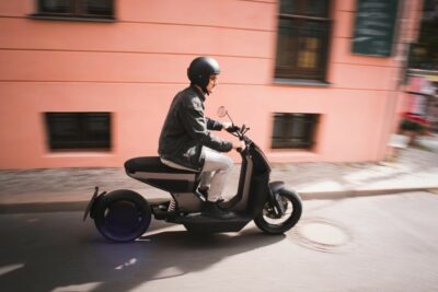 Naon Lucy : compacte, puissante et légère, cette trottinette électrique ultra design sera lancée en 2026