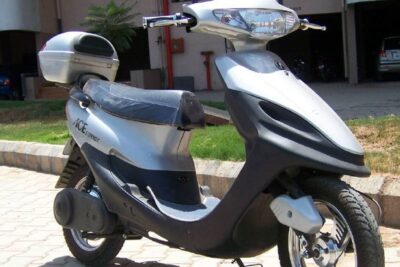 Un scooter électrique explose près de nombreux piétons en Chine !