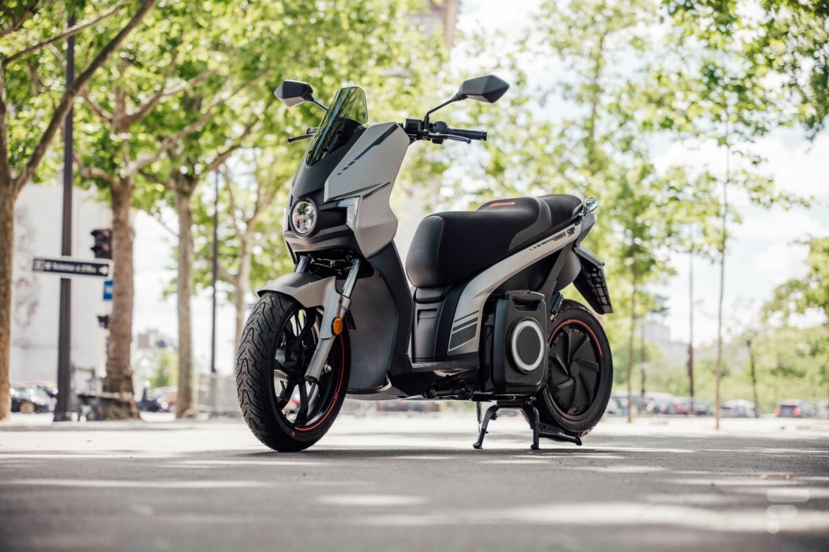 Comparaison de Ninebot Kickscooter ES1 vs ES2