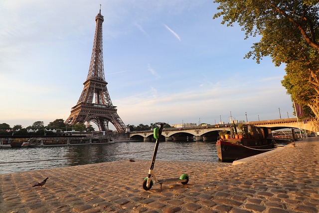 Les Trottineurs : Quel est le nom de ceux qui font de la trottinette ?