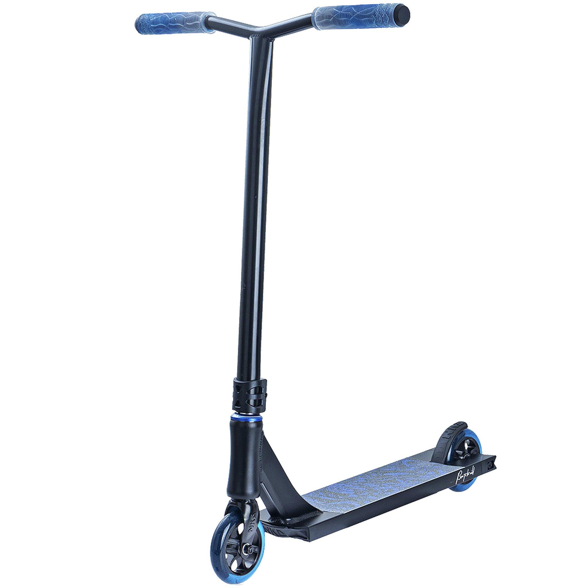 Pour⁤ ce qui est de la⁣ stabilité, même​ à⁣ 45 km/h, la trottinette reste stable. Cependant, en testant ‍le freinage à⁤ 25 km/h, je trouve que le freinage est ⁤un peu mou. Cela pourrait⁢ saméliorer après un rodage de 100 à 200 km, où des ajustements seront nécessaires