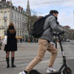 L'âge légal pour conduire une trottinette électrique en France